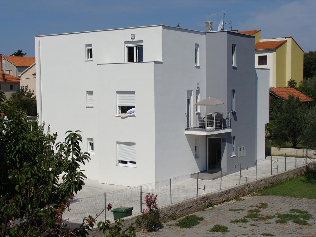 Guest House Dragic ซาดาร์ ภายนอก รูปภาพ